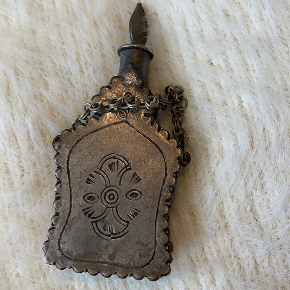 Vintage gunpowder flask - Picture 2 of 7